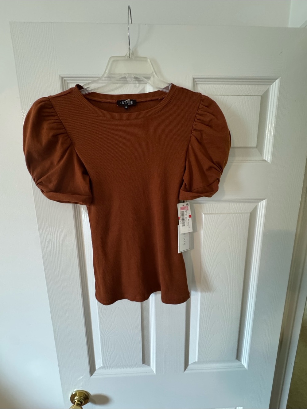 Textured Puff-Sleeve Tee — Rust Brown